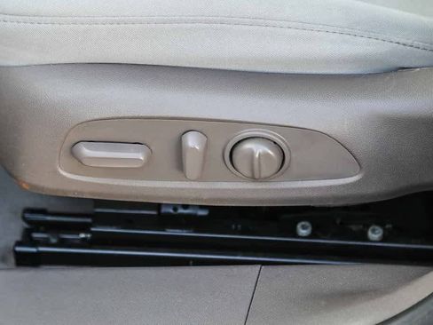 Used 2021 Chevrolet Malibu LT image 16