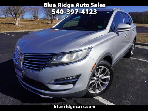 Used 2017 Lincoln MKC Select w/ Select Plus Package image 1