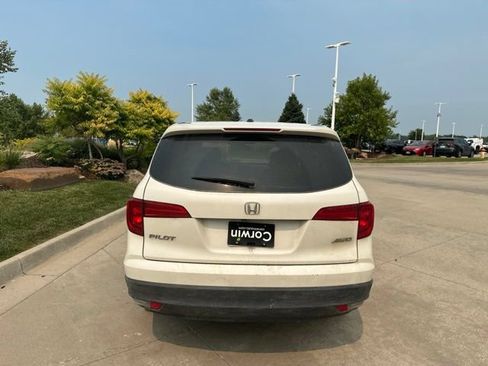 Used 2017 Honda Pilot EX-L image 5