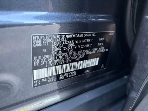 Used 2025 Toyota RAV4 XLE w/ Weather Package FWD image 29