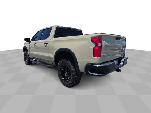 Used 2022 Chevrolet Silverado 1500 ZR2 w/ Technology Package AWD/4WD image 6
