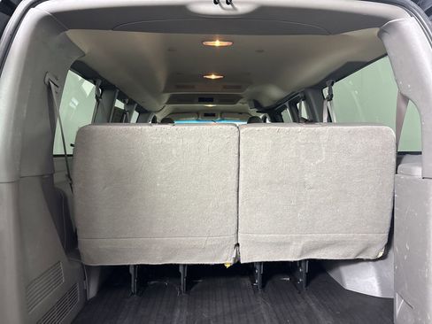 Used 2023 Chevrolet Express 3500 LS image 18