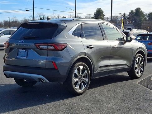 Certified 2025 Ford Escape Platinum w/ Premium Technology Package image 6