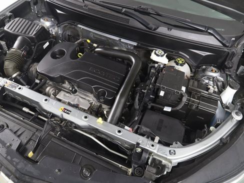 Used 2023 Chevrolet Equinox LT image 16