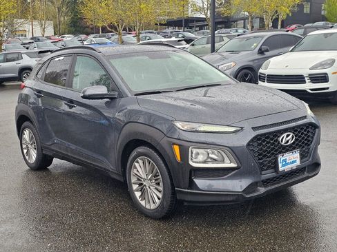 Used 2018 Hyundai Kona SEL AWD/4WD image 3