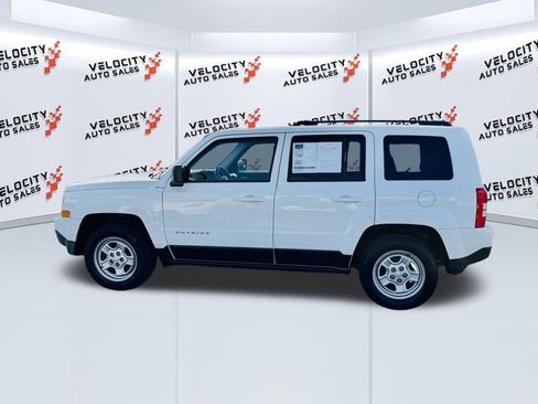 Used 2017 Jeep Patriot Sport w/ Power Value Group image 6