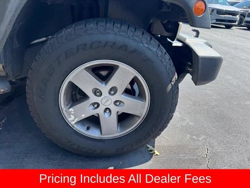 Used 2018 Jeep Wrangler Sport AWD/4WD image 2