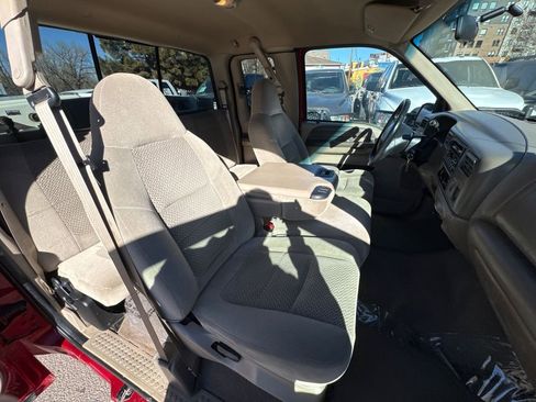 Used 2001 Ford F250 XLT image 18
