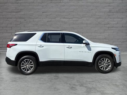 Used 2023 Chevrolet Traverse LT AWD/4WD image 7