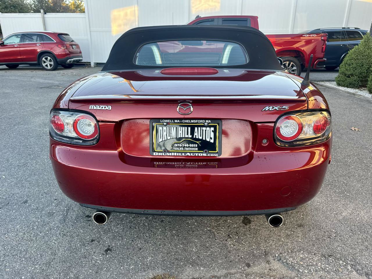 Used 2007 MAZDA MX-5 Miata Touring w/ Suspension Pkg RWD image 8