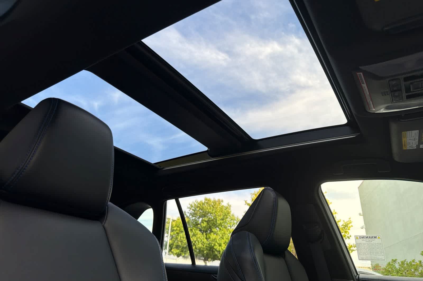 Used 2019 Toyota RAV4 XSE AWD/4WD image 18