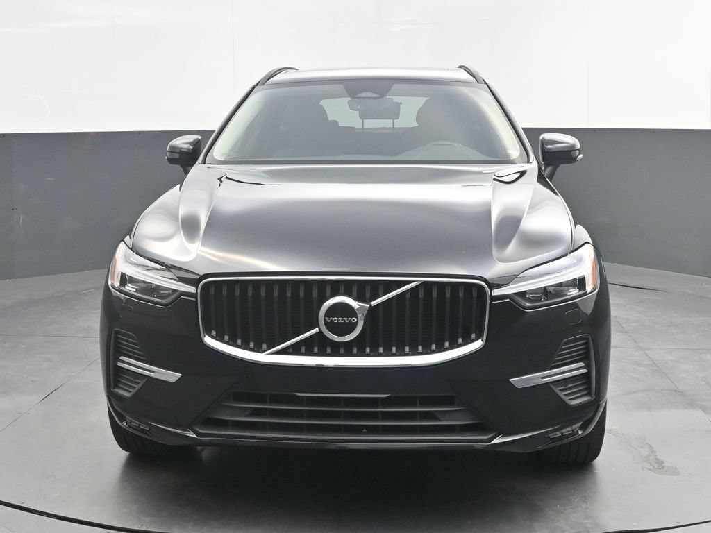 Used 2023 Volvo XC60 B5 Core w/ Climate Package FWD image 10