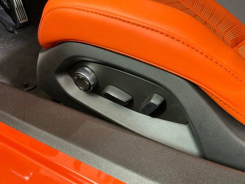 Used 2025 Chevrolet Corvette Z06 RWD image 18