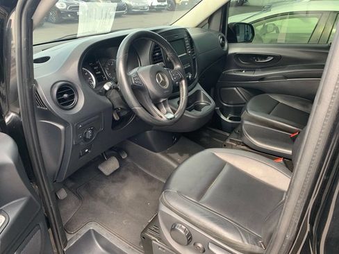 Used 2020 Mercedes-Benz Metris Passenger w/ Premium Safety Package image 11