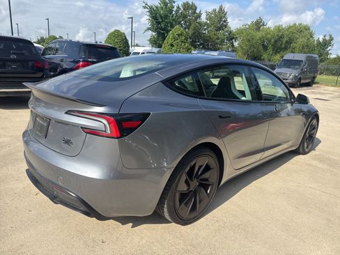 Used 2024 Tesla Model 3 Performance AWD/4WD image 4