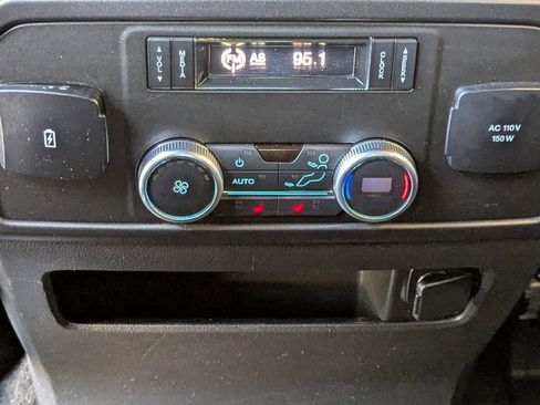 Used 2019 Ford Expedition Limited w/ Equipment Group 301A image 25