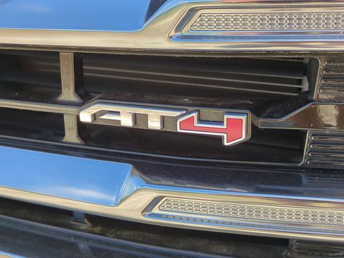 Used 2022 GMC Terrain AT4 AWD/4WD image 23