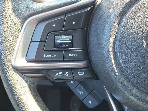 Used 2023 Subaru Crosstrek 2.0i AWD/4WD image 21