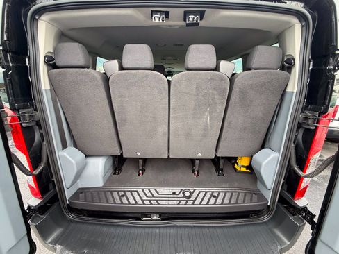Used 2018 Ford Transit 350 XL RWD image 14