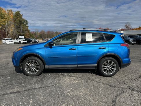 Used 2017 Toyota RAV4 Limited image 7