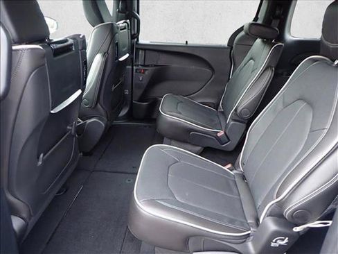 New 2026 Chrysler Pacifica Limited w/ Uconnect Theater Family Group AWD/4WD image 10