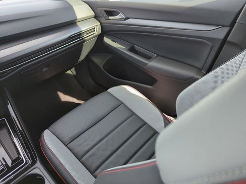 New 2026 Volkswagen GTI SE image 22