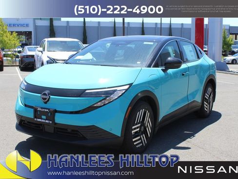 New 2026 Nissan Leaf SV+ w/ Floor Mat Package (SV+) FWD image 3