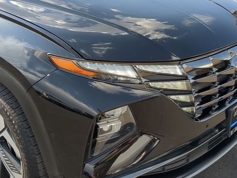Used 2022 Hyundai Tucson Limited AWD/4WD image 11