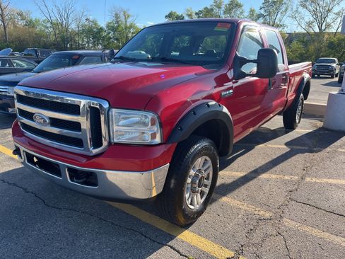 Used 2006 Ford F350 4x4 Crew Cab Super Duty image 3
