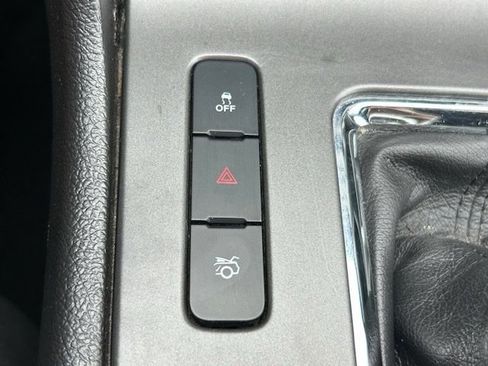Used 2012 Ford Mustang GT Premium w/ HID Headlamps & Security Pkg RWD image 35