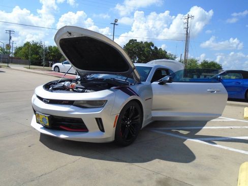 Used 2018 Chevrolet Camaro LT w/ Redline Edition RWD image 28