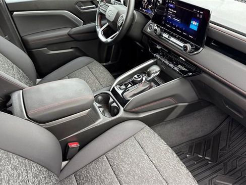 Used 2024 Chevrolet Colorado Z71 w/ Advanced Trailering Package image 19