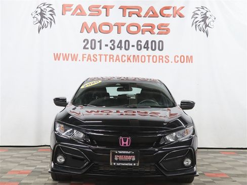 Used 2020 Honda Civic Sport image 2
