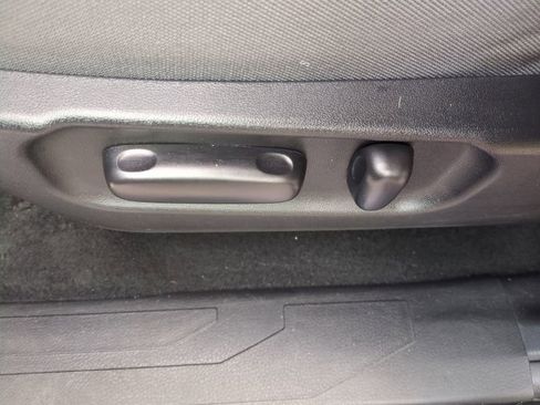 Used 2022 Toyota Tacoma 2WD Double Cab image 19