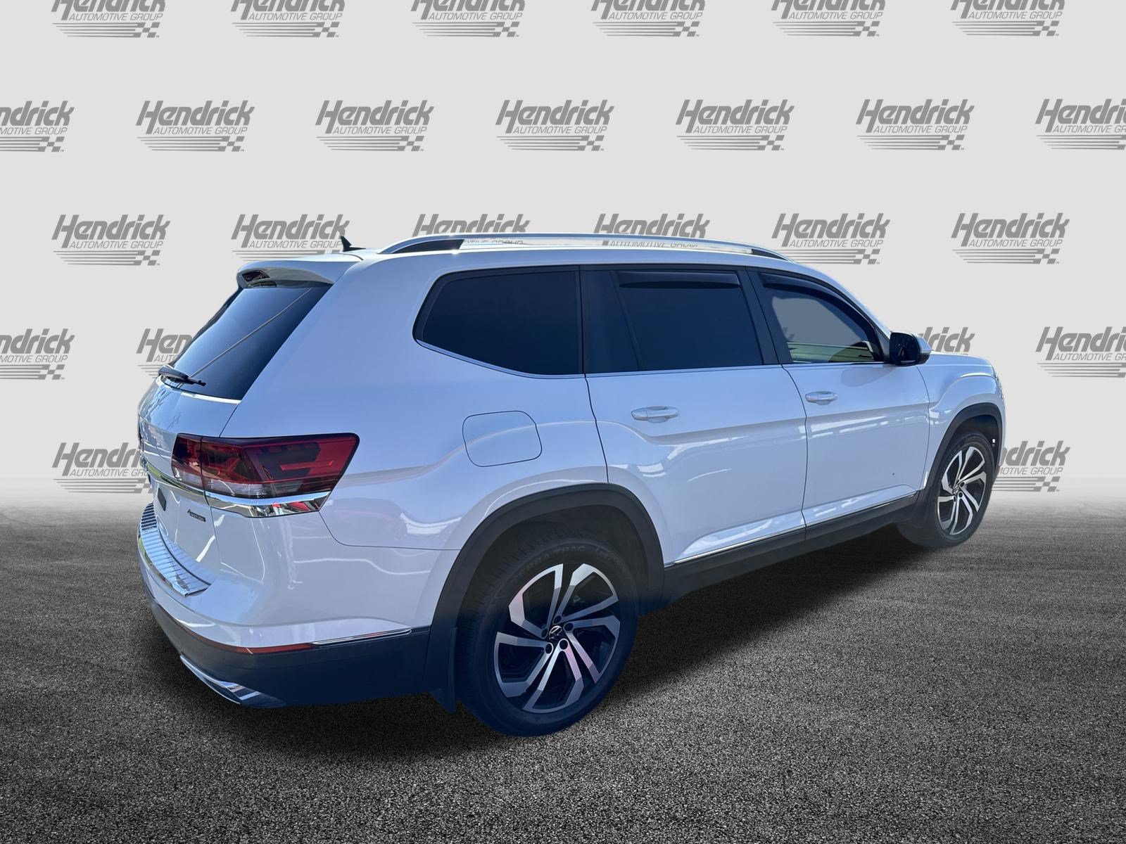 Used 2023 Volkswagen Atlas SEL AWD/4WD image 10