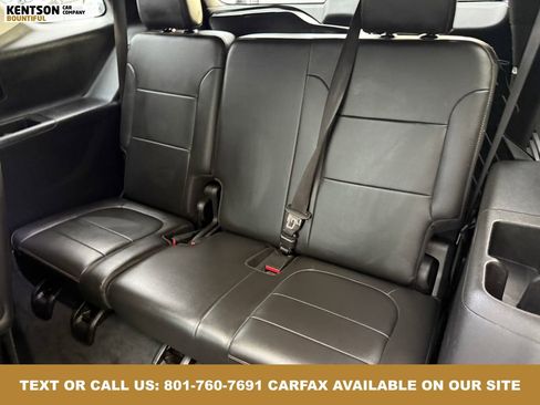 Used 2021 Chevrolet Traverse Premier w/ Redline Edition image 39