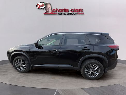 Used 2023 Nissan Rogue S FWD image 3