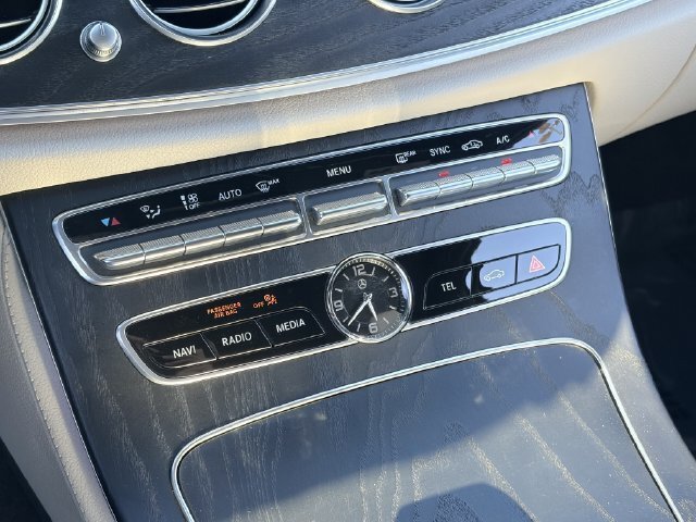 Used 2020 Mercedes-Benz E 350 4MATIC Sedan image 31