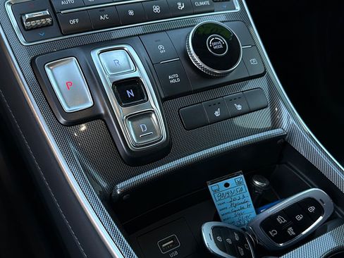 Certified 2023 Hyundai Santa Fe SEL w/ Premium Package image 15