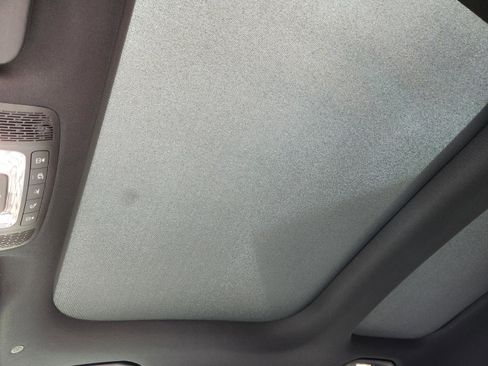 Used 2025 Mercedes-Benz GLA 250 image 17