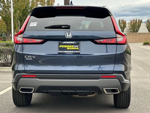 Certified 2025 Honda CR-V Sport-L image 5