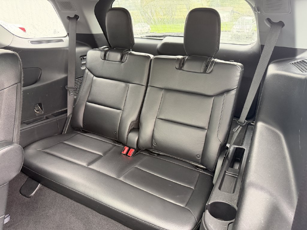 Used 2021 Ford Explorer Limited w/ Equipment Group 301A AWD/4WD image 40