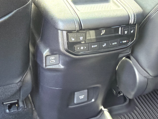 Used 2026 Toyota Grand Highlander AWD image 24