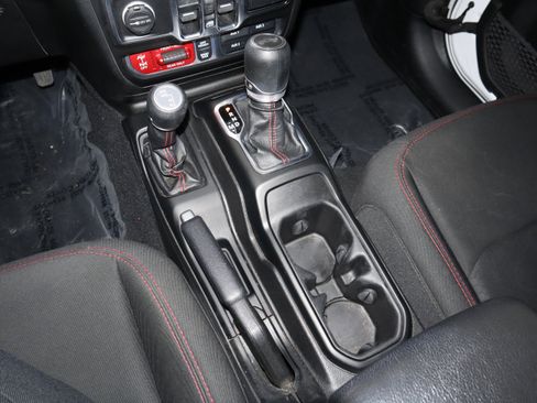 Used 2021 Jeep Wrangler Unlimited Rubicon w/ Safety Group image 30