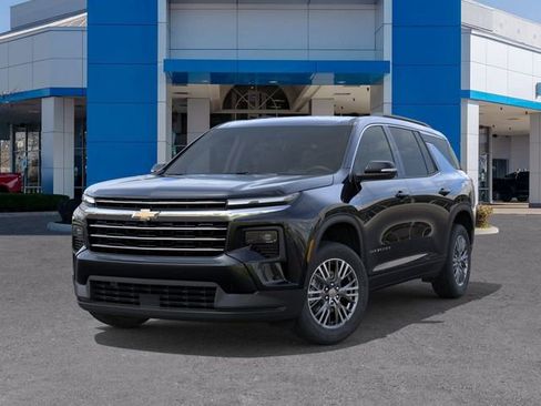 New 2026 Chevrolet Traverse LT w/ Driver Confidence Package image 6