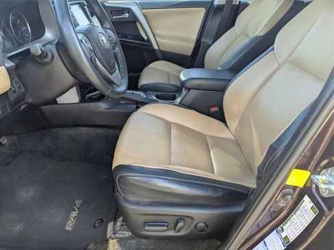 Used 2017 Toyota RAV4 Limited image 17