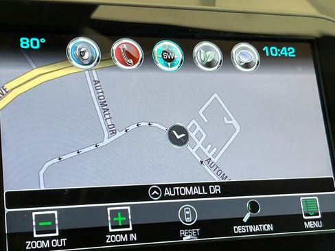 Used 2017 Chevrolet Volt Premier w/ Driver Confidence II Package FWD image 21