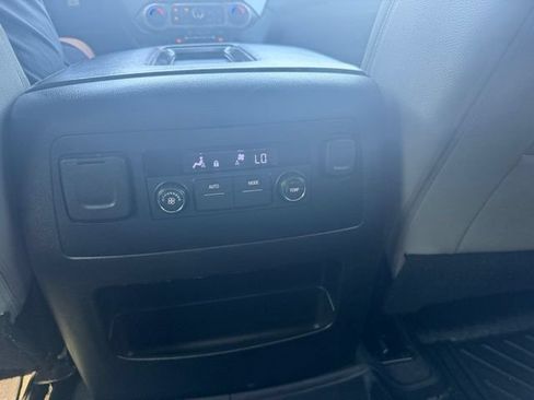 Used 2019 Chevrolet Tahoe LS w/ Enhanced Driver Alert Package AWD/4WD image 15