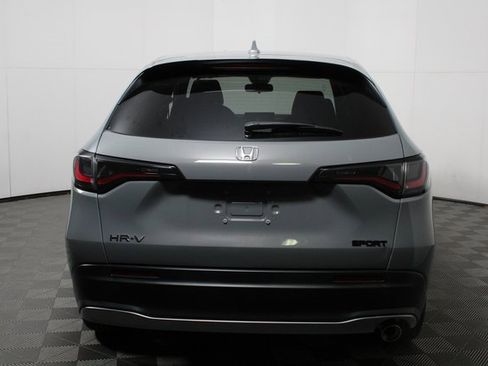 Used 2023 Honda HR-V Sport image 6