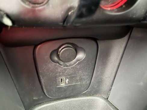 Used 2021 MINI Cooper 2-Door Hardtop image 25